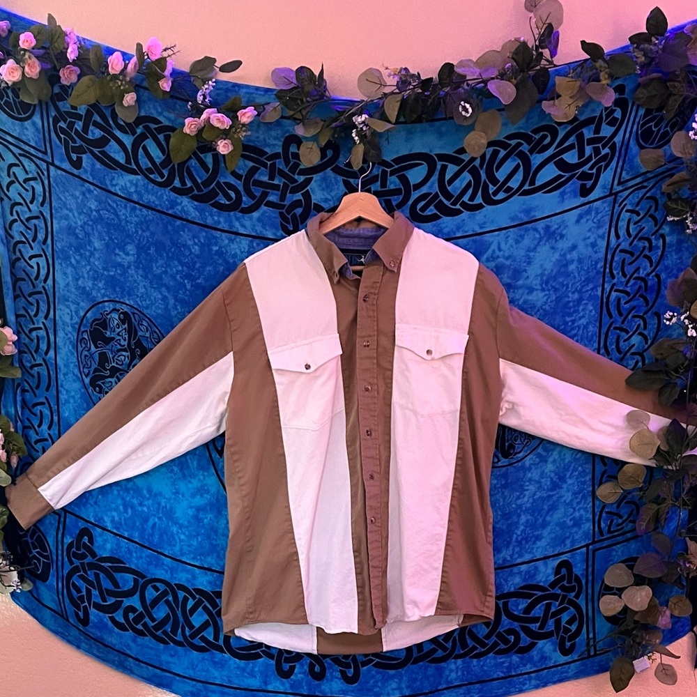 LoneRooo by: Roper, Buttondown, Long selves, Thrifted, Slightly worn.